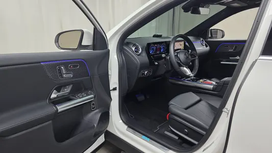 Mercedes-Benz EQA H243 EQA250 2025 9