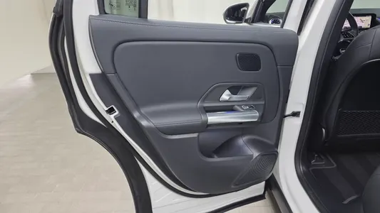 Mercedes-Benz EQA H243 EQA250 2025 25