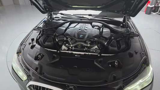 BMW 8 Series (G15) M850i xDrive 2022 6