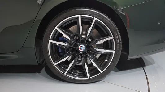 BMW 8 Series (G15) M850i xDrive 2022 22