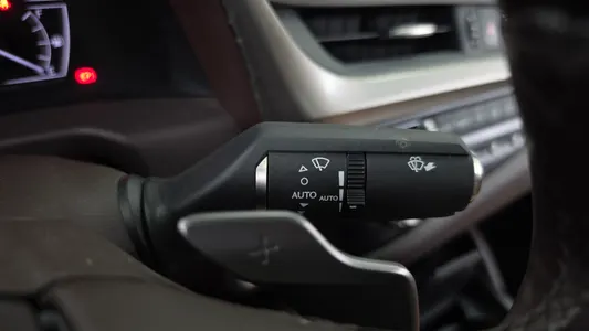 Lexus ES300h 7 2021 30