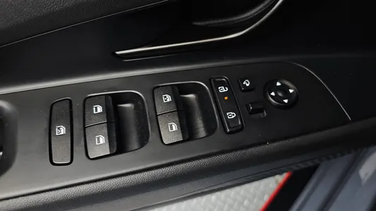 Hyundai (CN7) 2.0 N 2024 31