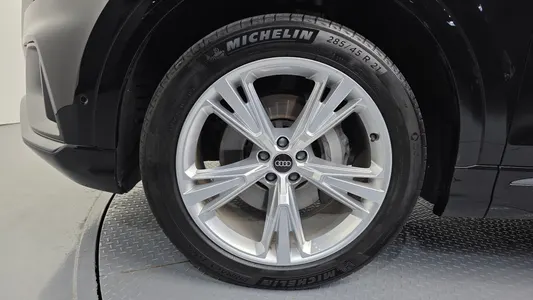 Audi Q8 (4M) 45 TDI 2023 5