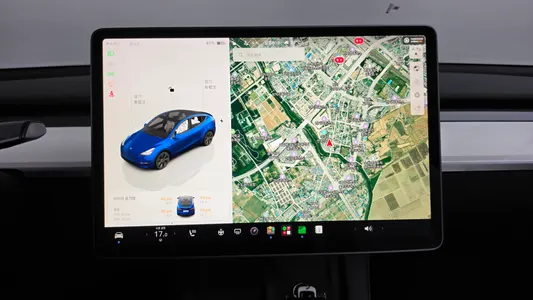 Tesla Y RWD 2024 13