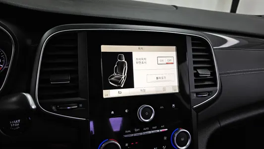 Renault Korea SM6 1.5 dCi LE 2016 26