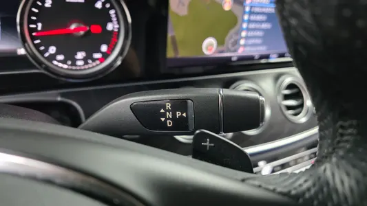 Mercedes-Benz E-Class W213 E220d 2017 18