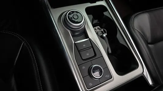 Ford 6 2.3 4WD 2022 9