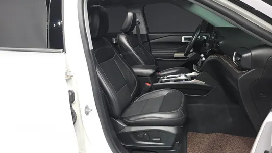 Ford 6 2.3 4WD 2022 11