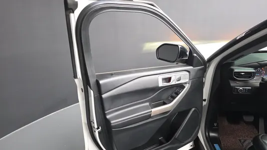 Ford 6 2.3 4WD 2022 25