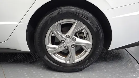 Hyundai (DN8) 2.0 LPG() 2019 22