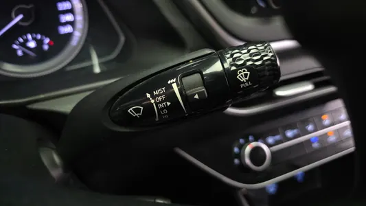 Hyundai (DN8) 2.0 LPG() 2019 30