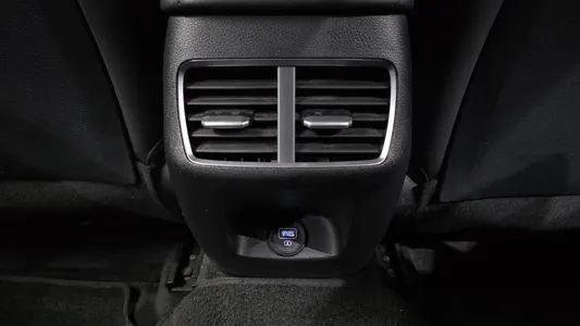 Hyundai (DN8) 2.0 LPG() 2019 31