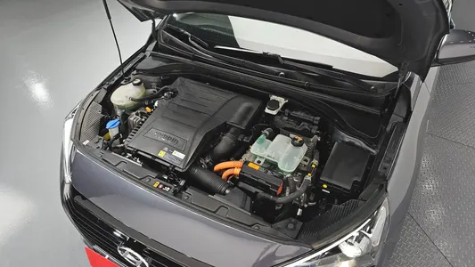 Hyundai 아이오닉 하이브리드 Q 2016 6