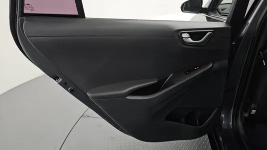 Hyundai 아이오닉 하이브리드 Q 2016 25
