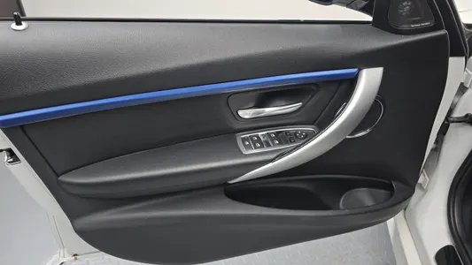 BMW 3 Series (F30) 320d M 2015 24