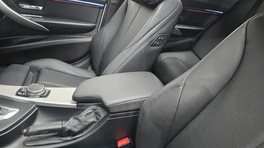 BMW 3 Series (F30) 320d M 2015 28