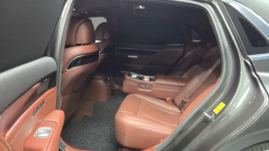 Genesis G90 (RS 4) 3.5 e-S/C AWD 2023 12