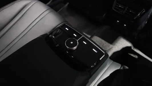 Kia K8 2023 35