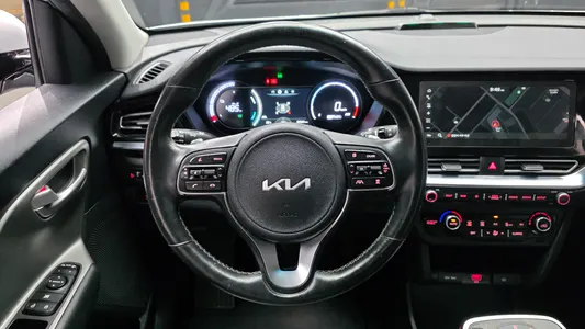 Kia 니로 플러스 2022 13