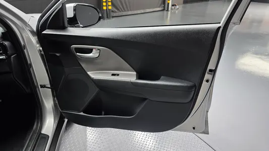 Kia 니로 플러스 2022 26
