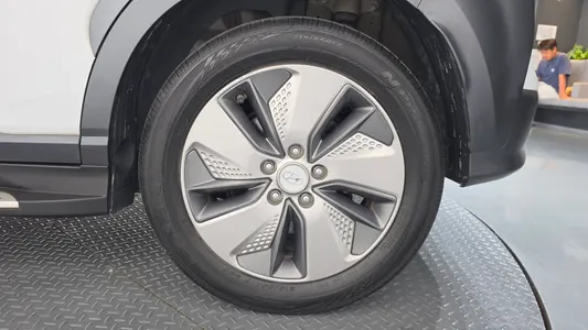 Hyundai 코나 일렉트릭 2018 21