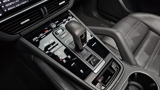 Porsche (PO536) 3.0 2019 9
