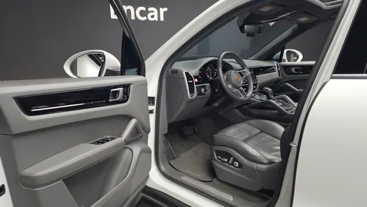 Porsche (PO536) 3.0 2019 10