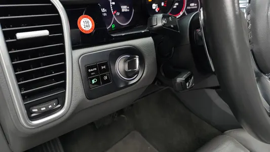 Porsche (PO536) 3.0 2019 17