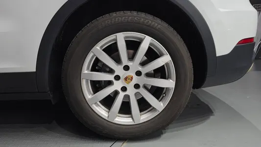 Porsche (PO536) 3.0 2019 21