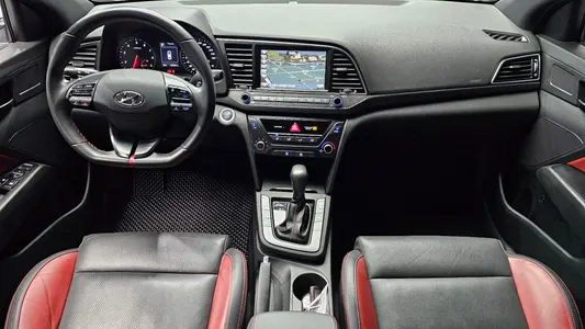 Hyundai AD 1.6 2017 7