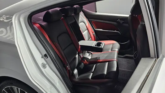 Hyundai AD 1.6 2017 11
