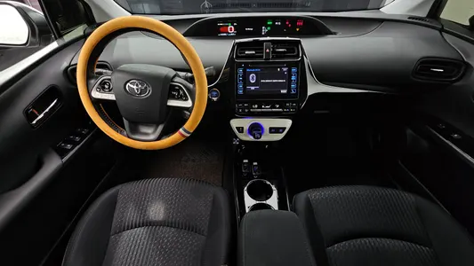 Toyota 4 1.8 E 2018 7