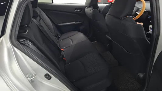Toyota 4 1.8 E 2018 12