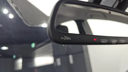 Toyota 4 1.8 E 2018 27