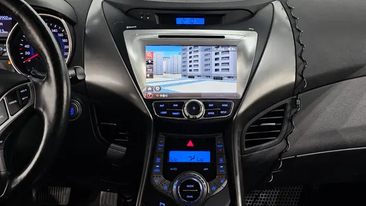 Hyundai MD M16 GDI 2012 14