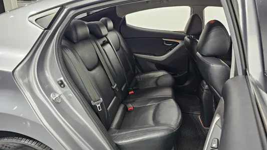 Hyundai MD M16 GDI 2012 26