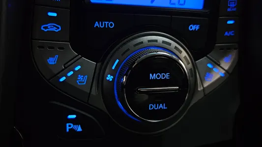 Hyundai MD M16 GDI 2012 28