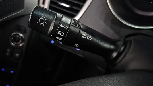 Hyundai MD M16 GDI 2012 30