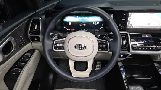 Kia 4 HEV 1.6 2WD 2020 13