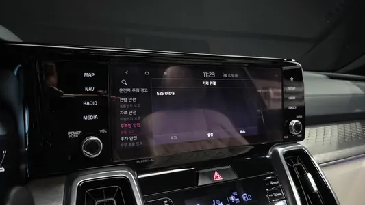 Kia 4 HEV 1.6 2WD 2020 33