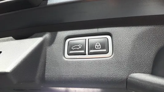 Kia 4 HEV 1.6 2WD 2020 29