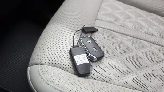 Kia 4 HEV 1.6 2WD 2020 39