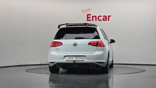 Volkswagen 7 2.0 GTD 2016 4