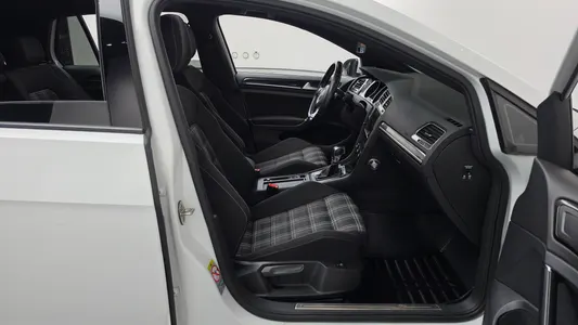 Volkswagen 7 2.0 GTD 2016 11