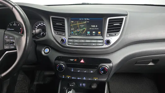 Hyundai Tucson 2.0 2WD 2016 13