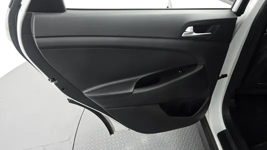 Hyundai Tucson 2.0 2WD 2016 25