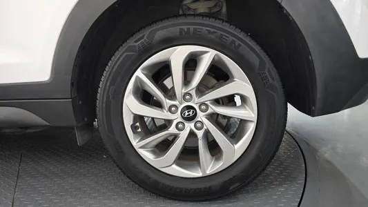 Hyundai Tucson 2.0 2WD 2016 21