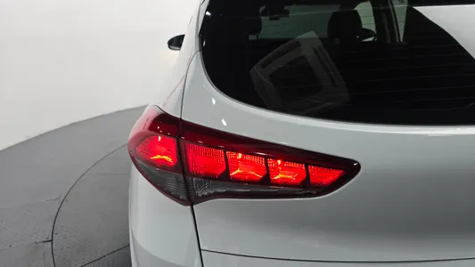 Hyundai Tucson 2.0 2WD 2016 23