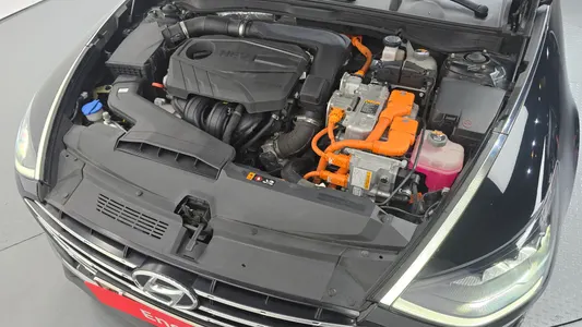 Hyundai (DN8) 2021 6