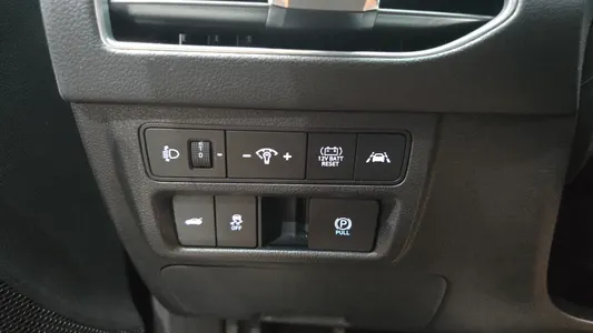 Hyundai (DN8) 2021 20